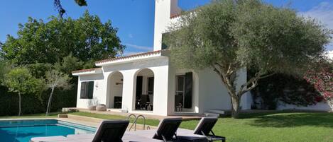 Piscina all'aperto