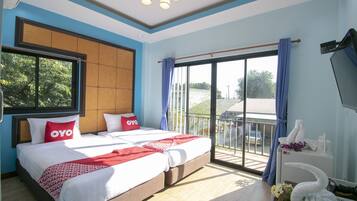 Superior Twin Room | 1 bedroom, minibar, free WiFi, bed sheets