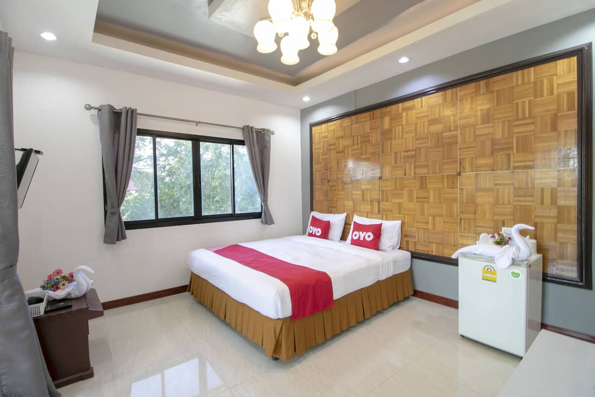 Deluxe Double Room | Minibar, free WiFi, bed sheets