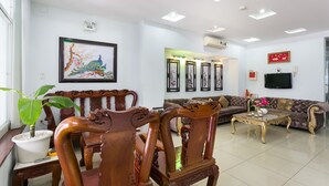 Unclassified image, 2 of 20, button - Tuan Long Hotel (Ho Chi Minh City)