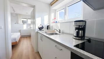 Kühlschrank, Ofen, Herdplatte, Geschirrspüler