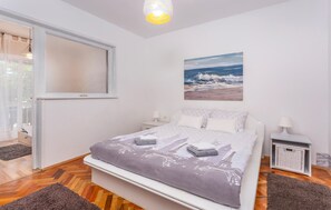 2 bedrooms, free WiFi, bed sheets