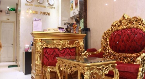 Reception - OYO 131 Nhu Phuc Hotel (Ho Chi Minh City)