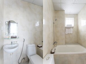 Suite familiar | Baño | Regadera, pantuflas, bidet, toallas 