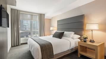 Deluxe Studio Suite | In-room safe, blackout curtains, iron/ironing board, free WiFi