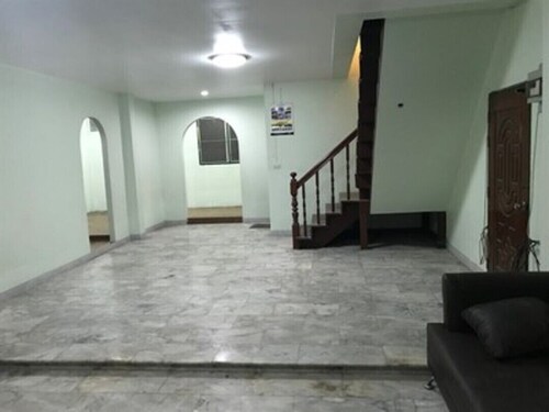 2 storey detached house convenient transportation near Bypass Industrial Estate