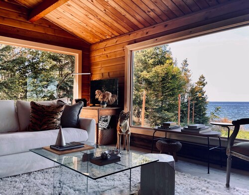 Cordial House - private Oceanside cottage, just minutes from Cavendish!