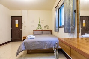 标准双人房, 1 张双人床, 无烟房 | 办公桌、免费 WiFi