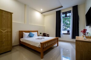 Minibar, bureau, chambres insonorisées, Wi-Fi gratuit