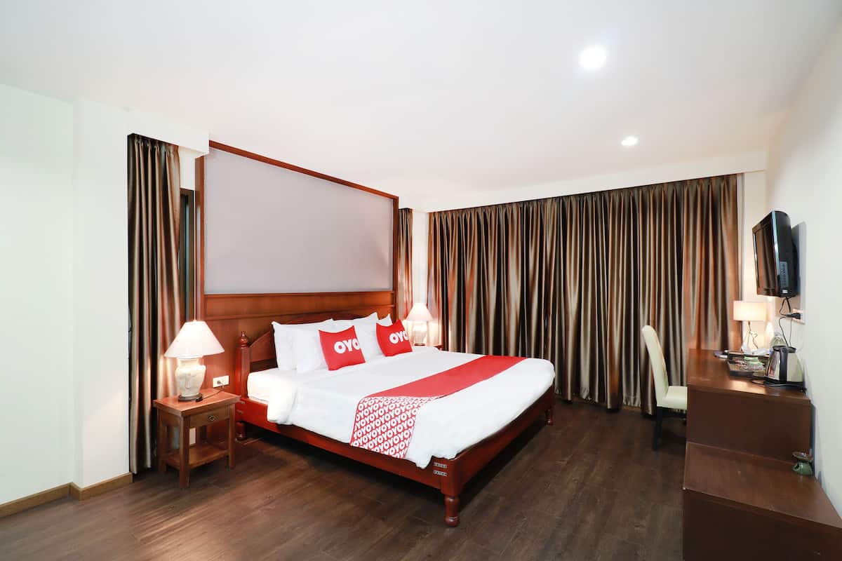 Habitación doble Deluxe | Minibar, escritorio, wifi gratis y ropa de cama
