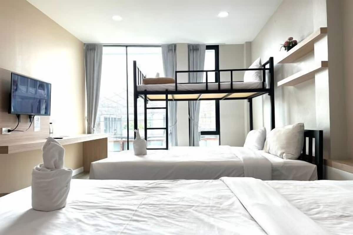 1 dormitorio, cortinas opacas, sistema de insonorización y wifi gratis