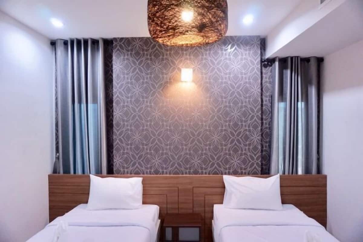 1 dormitorio, cortinas opacas, sistema de insonorización y wifi gratis