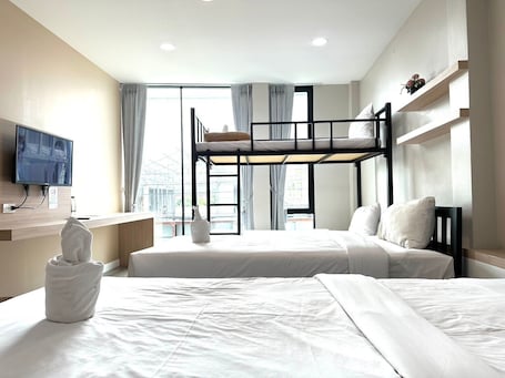 Cortinas blackout, sistema de insonorización y wifi gratis