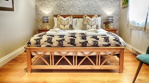 Miscellaneous - Woodbine Cottage (Cheltenham)