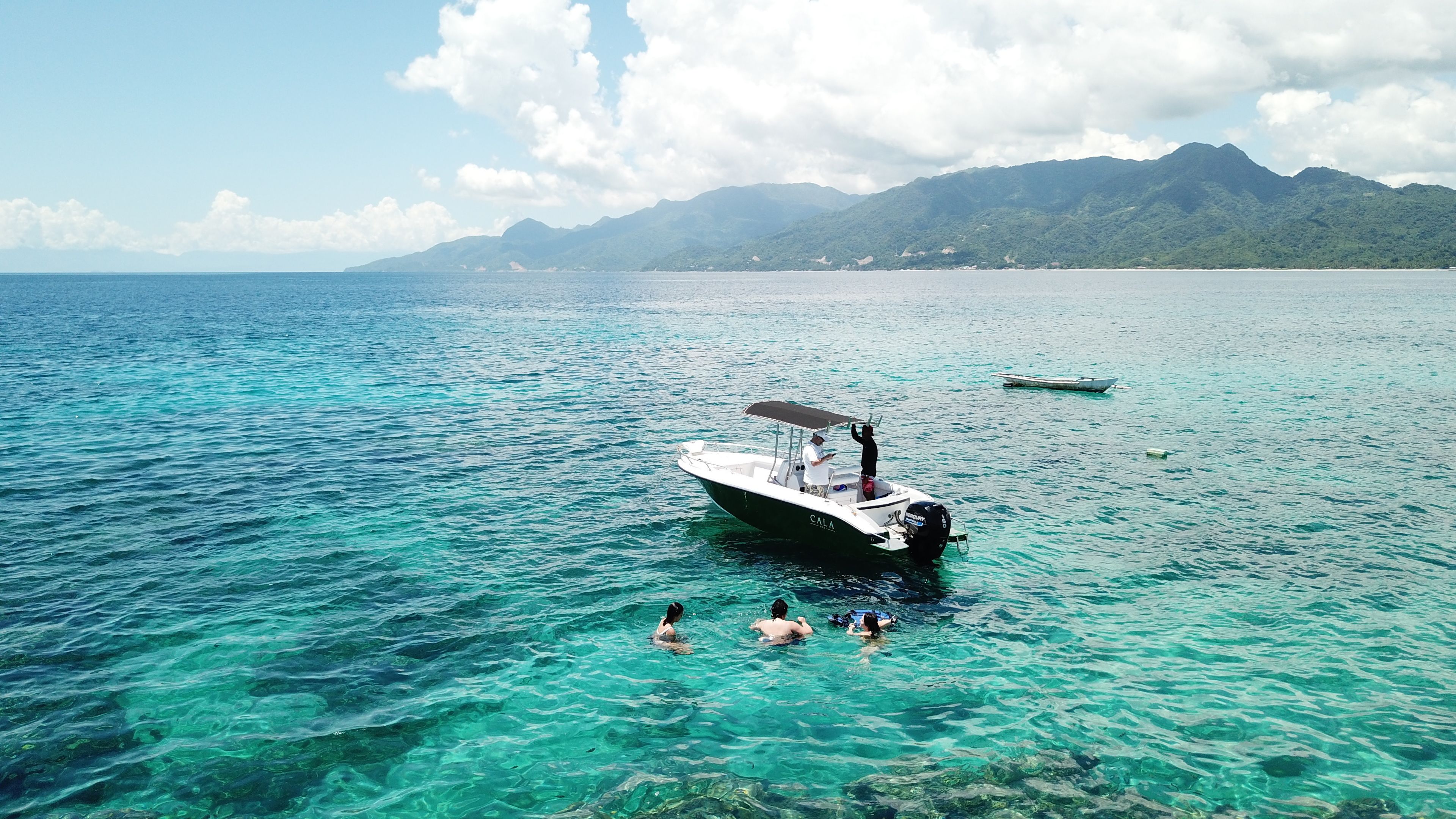 Private beach, free beach cabanas, beach towels, snorkeling