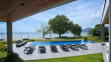3 outdoor pools