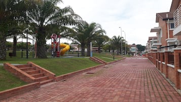 Kawasan hartanah