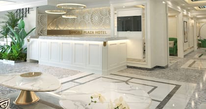 Ganjali Plaza Hotel