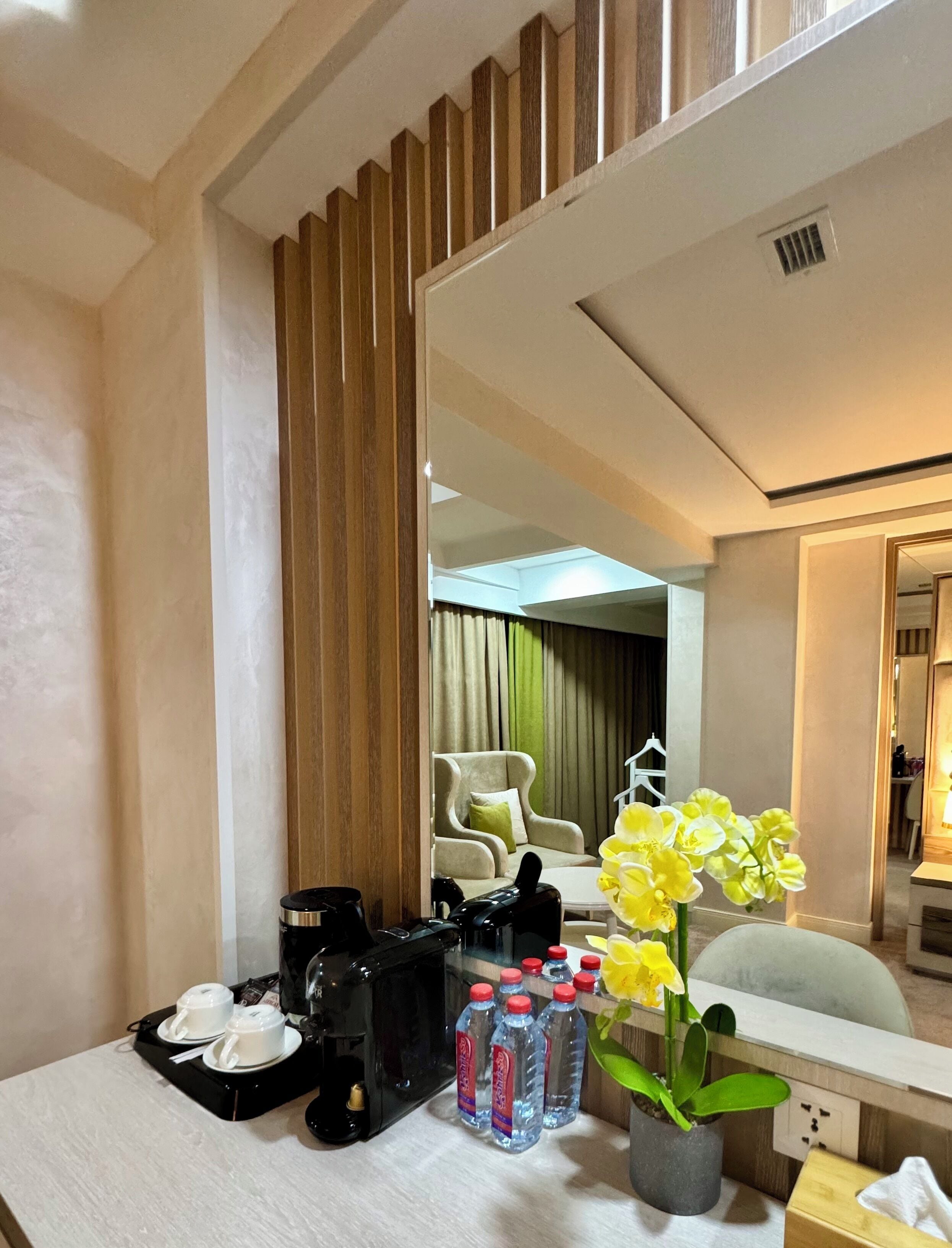 Deluxe Double Room, 1 King Bed | 1 bedroom, premium bedding, pillow-top beds, minibar