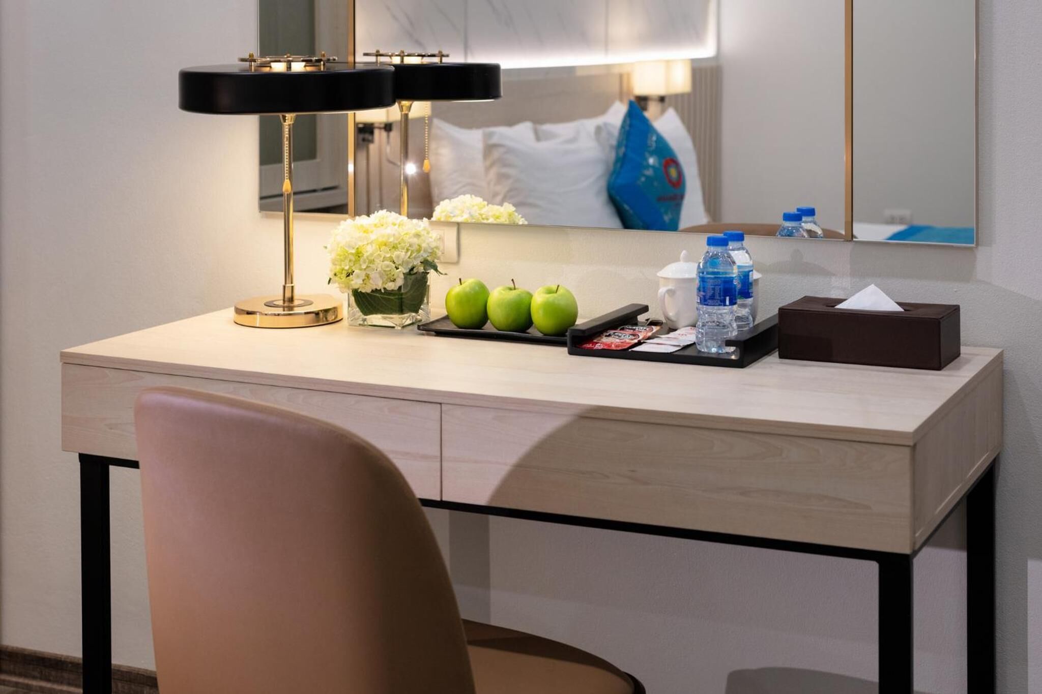 deluxe double or twin room | premium bedding, minibar, in-room safe, desk