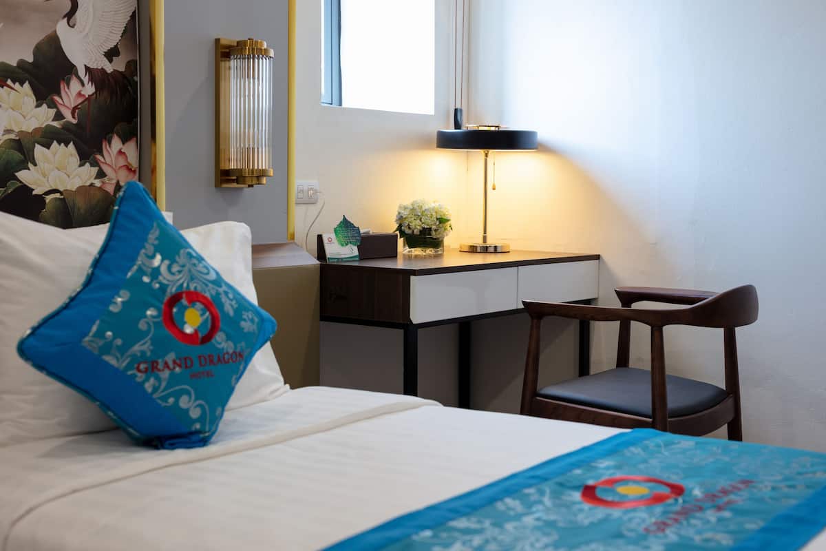 Ropa de cama de alta calidad y minibar