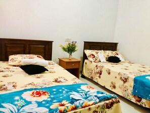 Unclassified image, 5 of 10, button - Family Ties GUEST INN (Bandarawela)