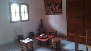 Comfort House, Multiple Beds, Non Smoking, Garden View | Room amenity - Vince House (Kribi)