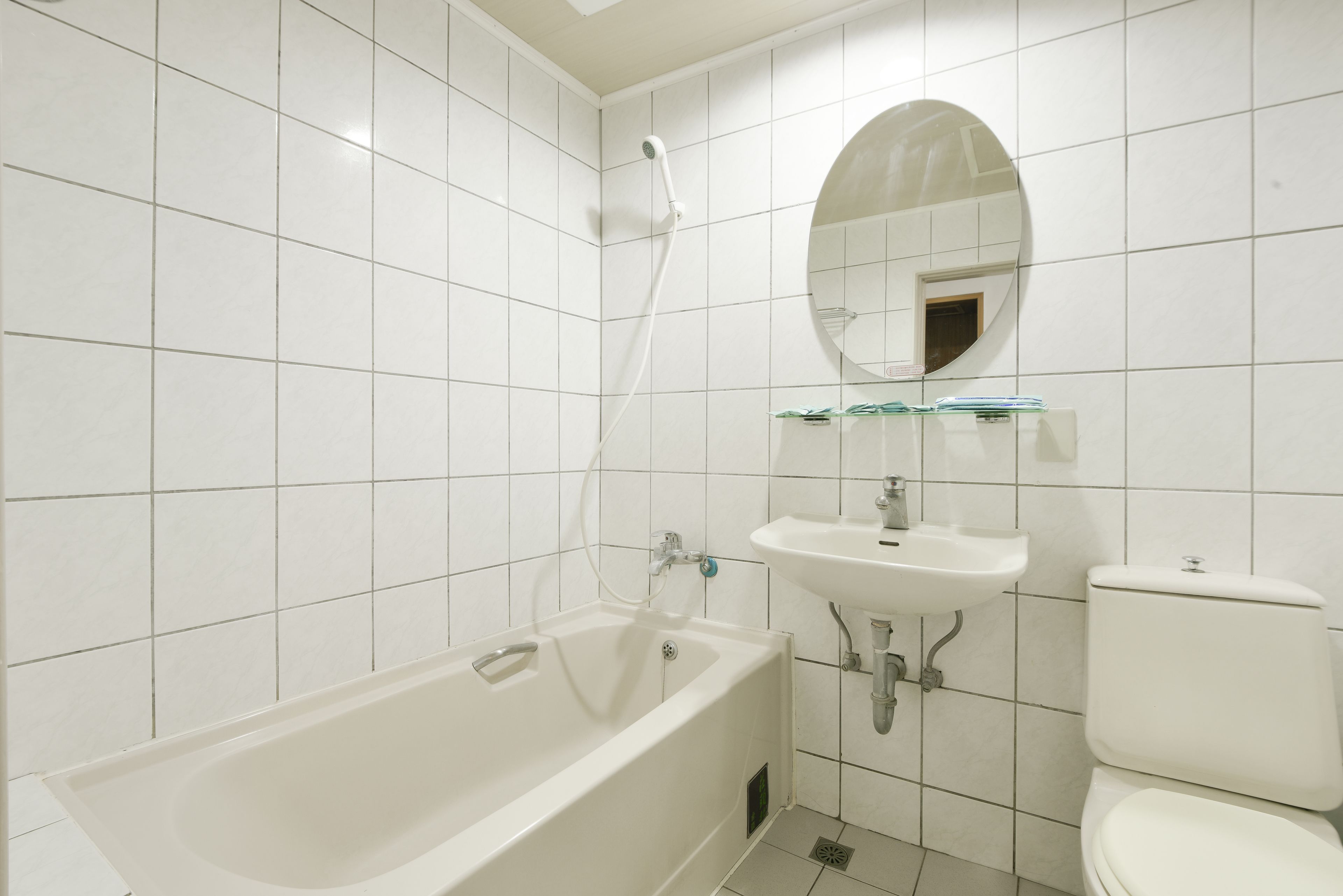 Superior Double Room, 1 Double Bed, Non Smoking | Bathroom amenities | Hair dryer, slippers, towels, shampoo