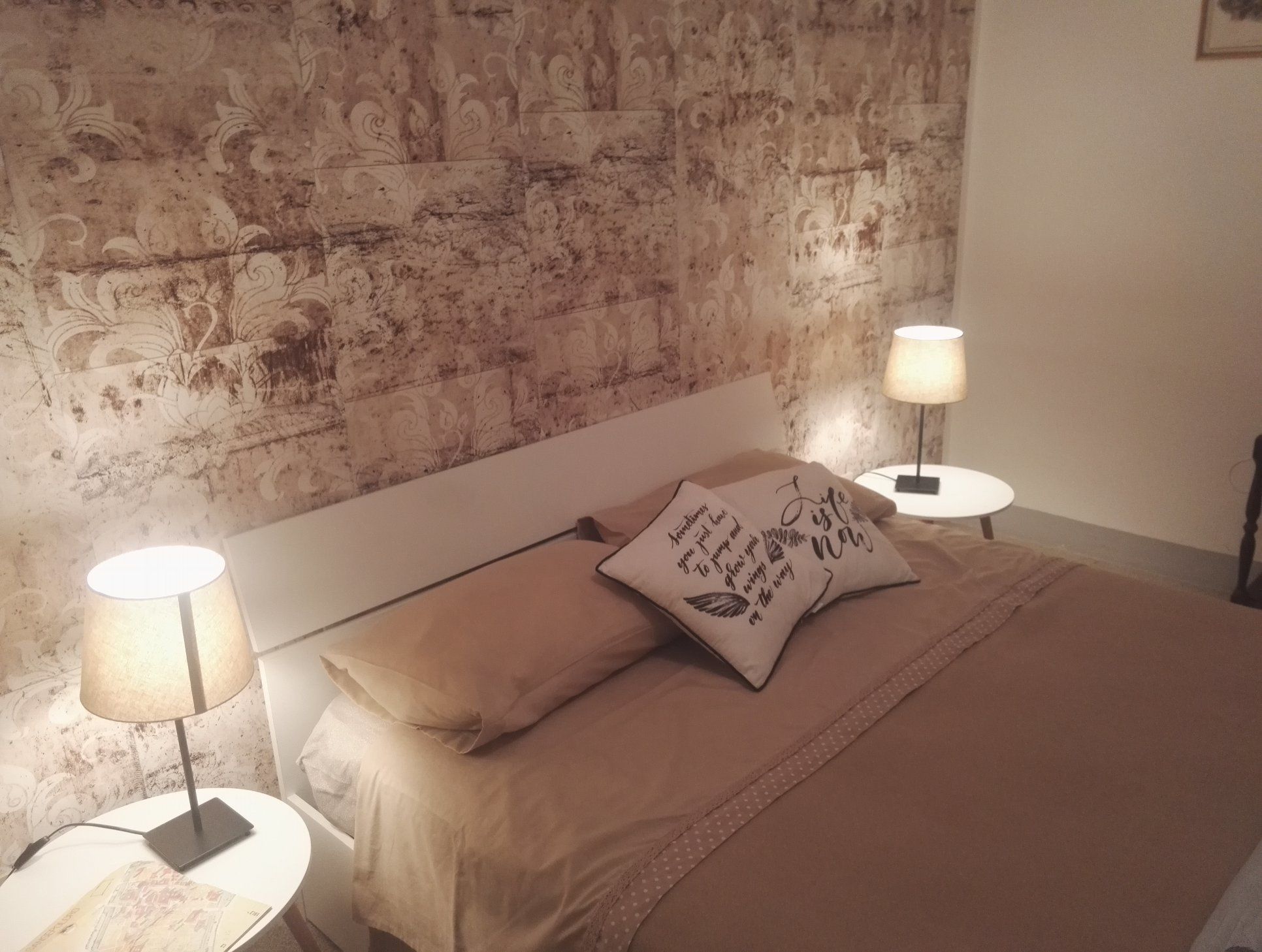 Habitación doble Deluxe, baño compartido | Ropa de cama hipoalergénica y decoración personalizada 