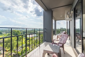 Suite, Multiple Beds, Pool View (Suite Two Bedroom Pool View King) | Garden view