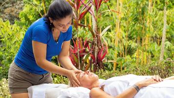 Massage in accommodation