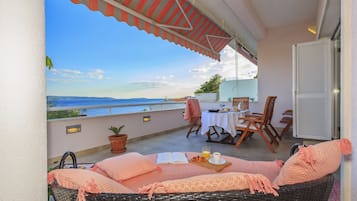 Exclusive-lejlighed - flere senge - ikke-ryger - havudsigt | Terrasse/gårdhave