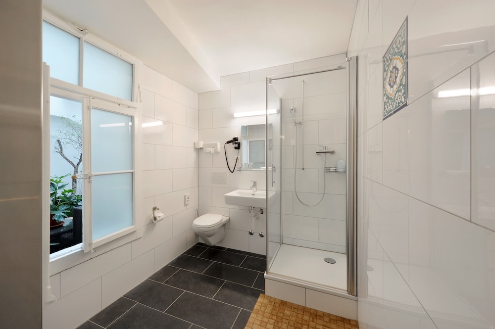 National Bern by null