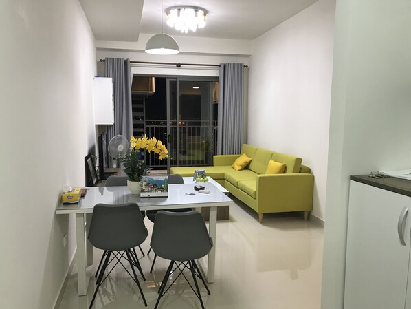 Interior - Luxury 3 bedrooms apartment next to Sài Gòn river in Dist 2 (Ho Chi Minh)