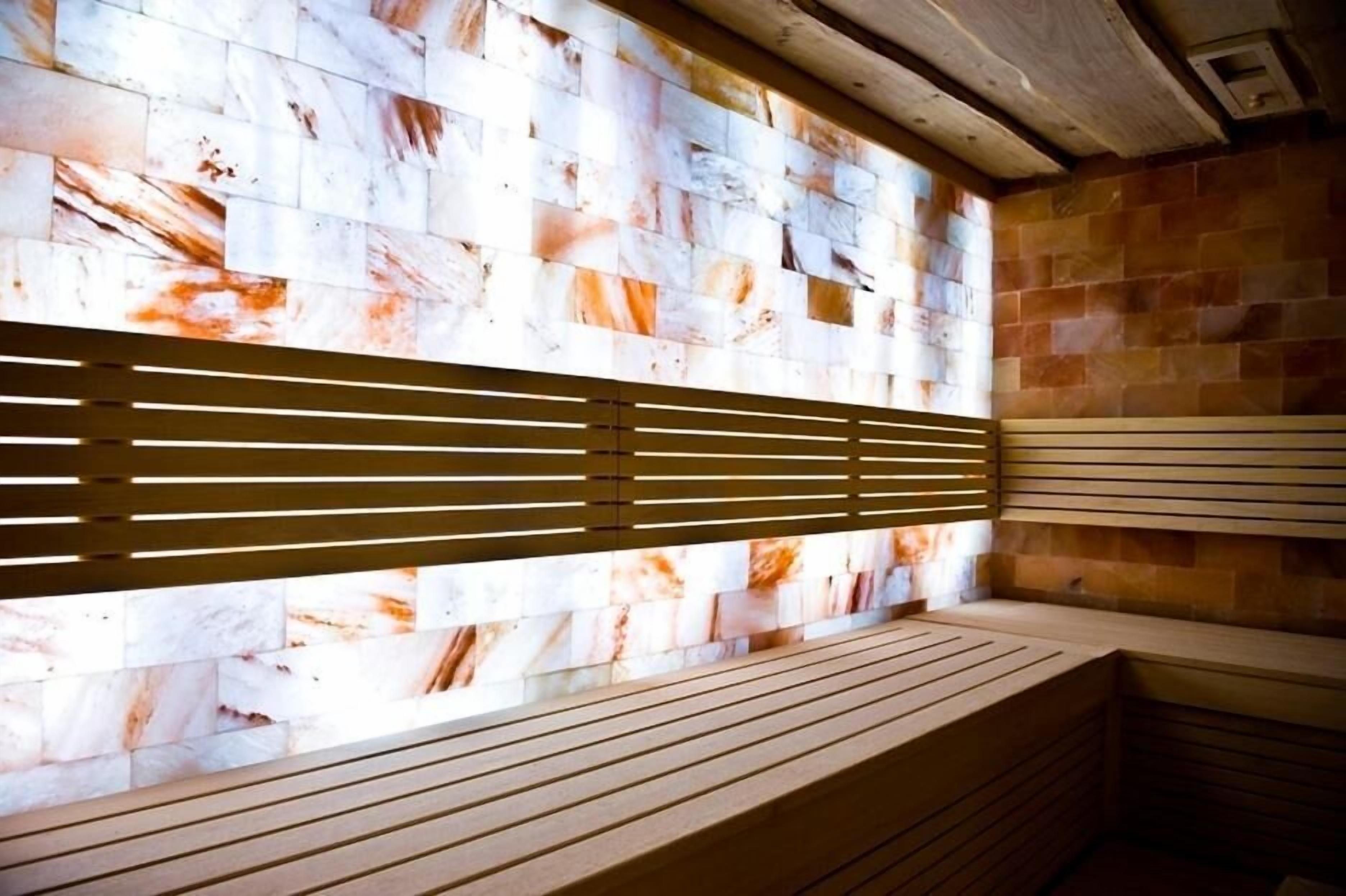 sauna, body treatments, body scrubs, facials, 1 treatment room, massages