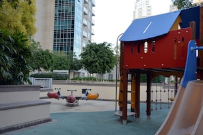 Children’s play area – outdoor
