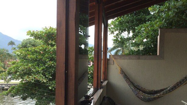 Unclassified image, 1 of 14, button - Casa Beira-Rio (Paraty)
