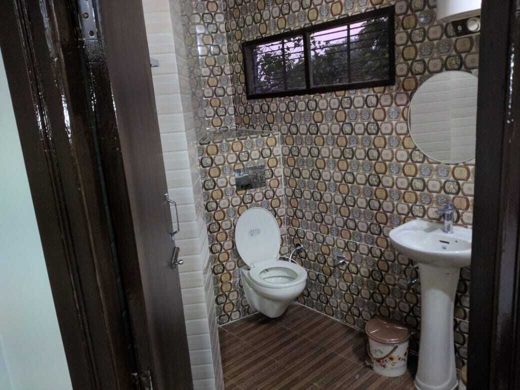 Serviettes fournies, savon, papier toilette