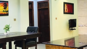 In-room dining - Dina Apartments (Kampala)