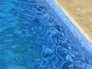 Utomhuspool