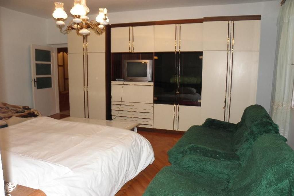 House, 3 Bedrooms | 3 bedrooms, iron/ironing board, free cribs/infant beds, free WiFi