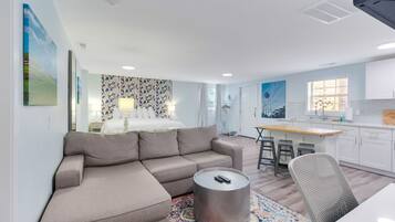 The Apartment | 1 camera, con stile personalizzato, con arredamento individuale