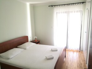 Comfort Apartment, 2 Bedrooms, Sea View