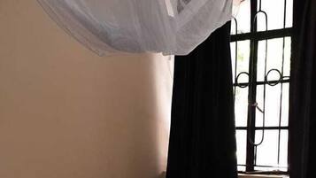 Room, 1 Double Bed, Shared Bathroom | Blackout drapes, iron/ironing board, free WiFi, bed sheets