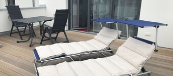 High quality 1 1/2 room apt. with lake view and large terrace!