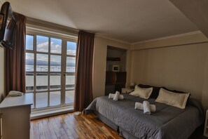 In-room safe, bed sheets - Hotel Rodeo Ski (San Carlos de Bariloche)