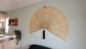 Interior - 2 bedroom apartment on garden floor with terrace pour 4 (SANARY SUR MER)