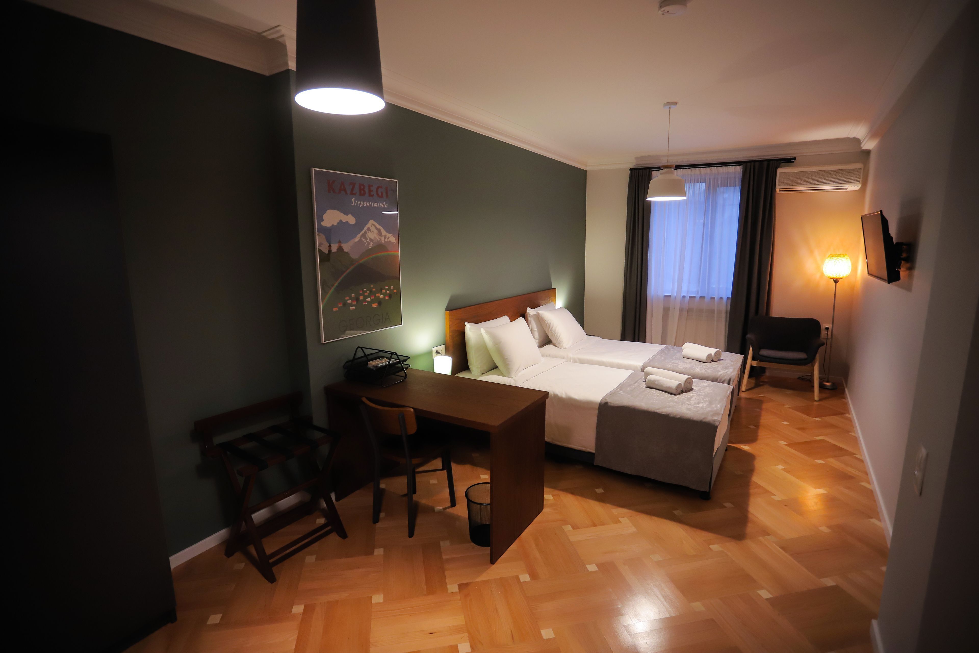 In-room safe, desk, soundproofing, free WiFi