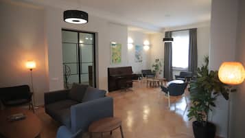 Sala de estar en el lobby