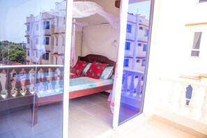Exclusive Apartment, Multiple Beds, Non Smoking, Ocean View | Balcony - Safiri Kenya Home (Mombasa)